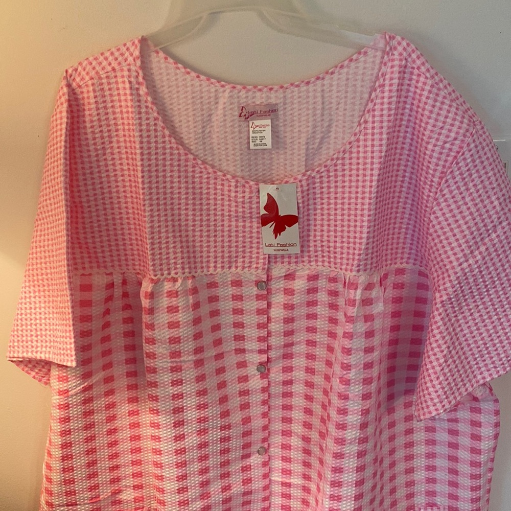 Lati Fashion Sleepwear Pink & White Checkered Pajama Top 4X NWT Button Front